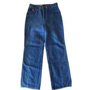 Vintage dark blue 100% cotton 70s denim. Vintage size 16 (est modern day size 8)